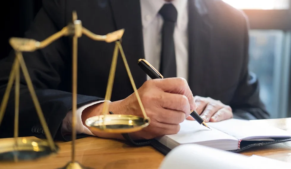 Common Employer Violations Addressed by Wage and Hour Lawyers